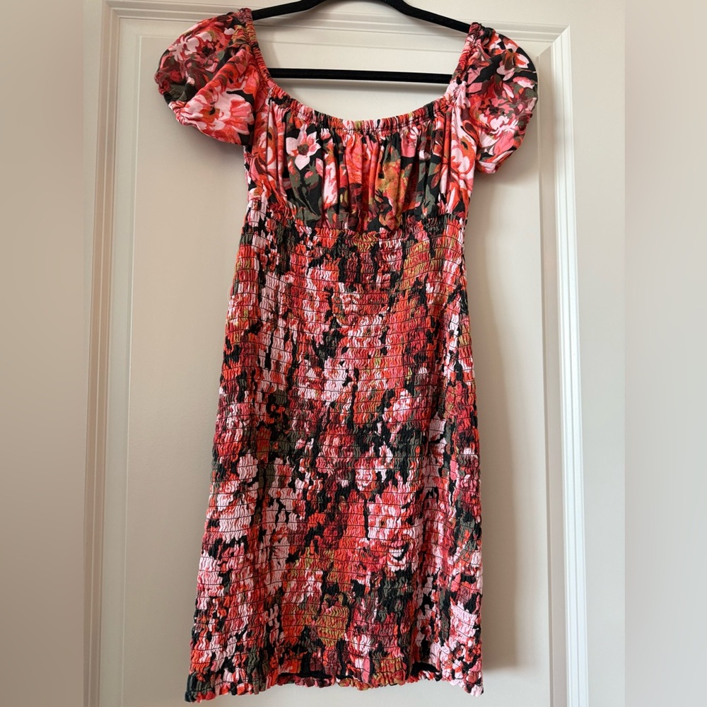 Free people floral puff sleeve mini dress. Size XS